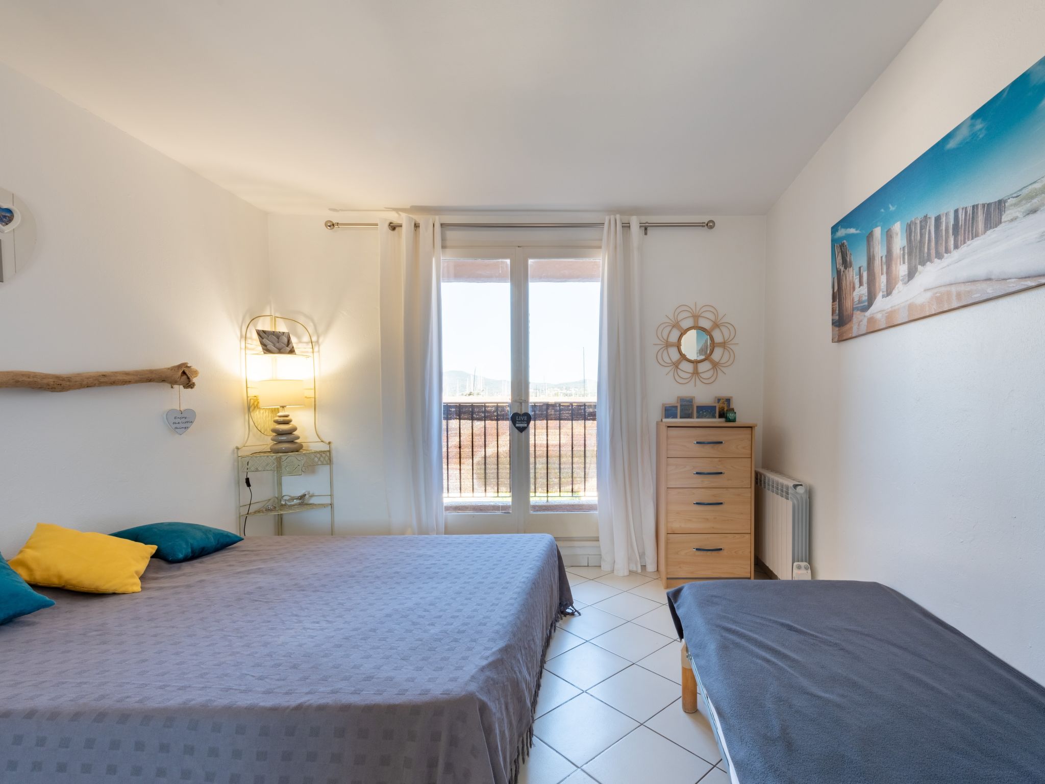 Foto 4 - Apartamento de 1 habitación en Cogolin con vistas al mar