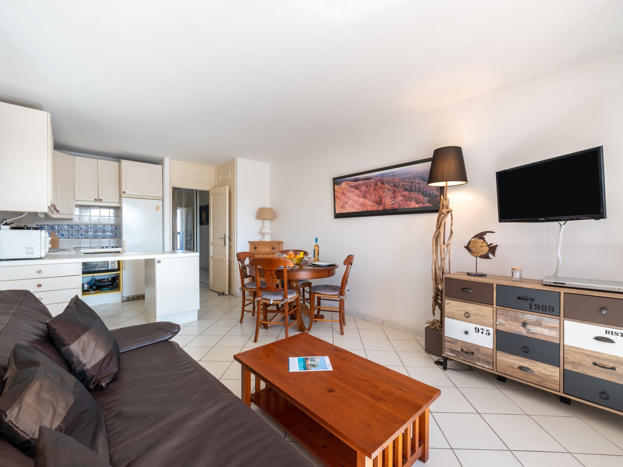 Foto 3 - Apartamento de 1 habitación en Cogolin con vistas al mar