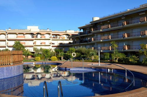 Photo 29 - 1 bedroom Apartment in La Ràpita with swimming pool and sea view