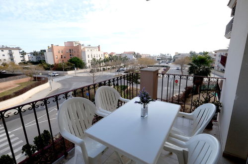 Photo 18 - 1 bedroom Apartment in La Ràpita with swimming pool and garden