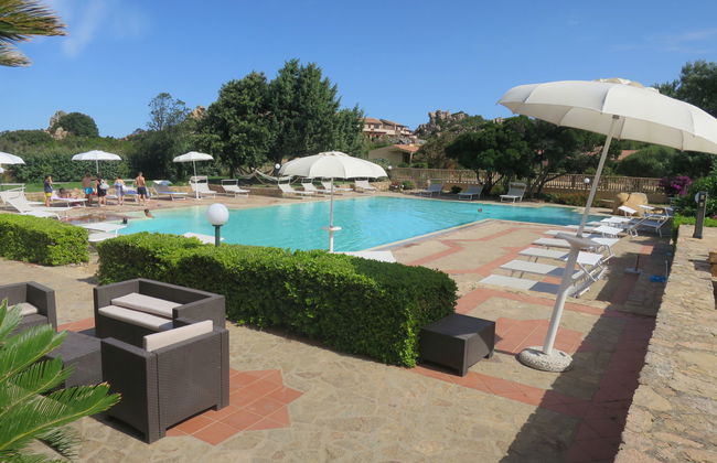 Casa de 4 quartos em Trinità d'Agultu e Vignola com piscina e jardim - Foto 29
