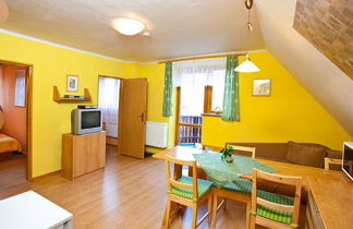 Photo 2 - Appartement de 2 chambres à Harrachov avec jardin