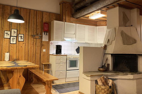 Photo 5 - Maison de 1 chambre à Pelkosenniemi avec sauna et vues sur la montagne