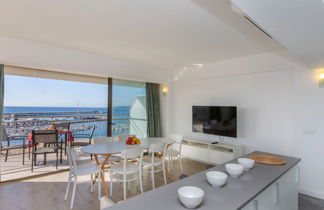 Photo 3 - 2 bedroom Apartment in Palamós with terrace and sea view