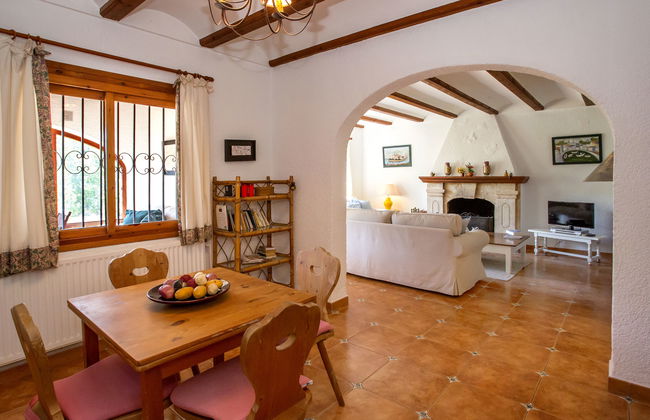 Casa de 5 quartos em Jávea com piscina privada e jardim - Foto 7