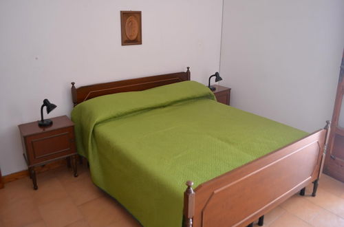 Foto 3 - Charming Holiday Home Near The Beach With A Terrace Parking Available, Pets