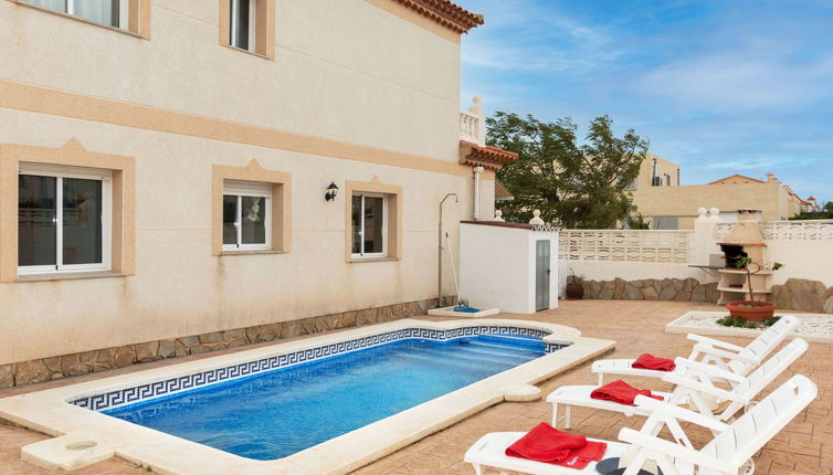 Photo 1 - 3 bedroom House in Mont-roig del Camp with private pool and sea view