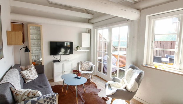 2 bedroom Apartment in Aakirkeby with swimming pool and terrace - Photo 2
