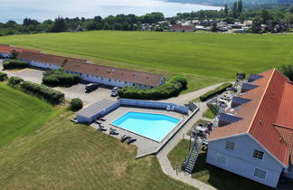 Foto 3 - Apartamento em Allinge com piscina e terraço