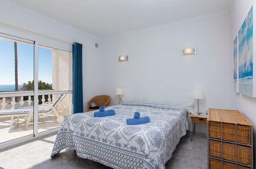 Foto 10 - Apartamento de 2 quartos em Nerja com piscina e vistas do mar