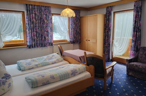 Foto 6 - Appartamento con 5 camere da letto a Kappl con vista sulle montagne
