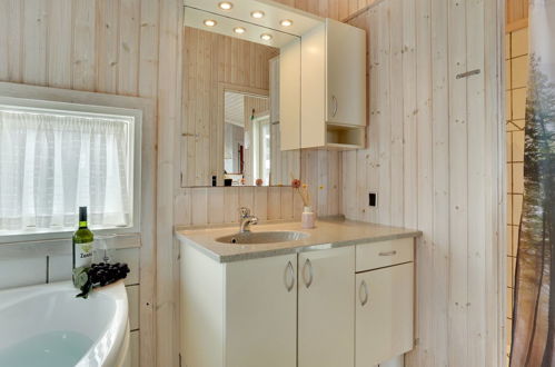 Photo 23 - Maison de 3 chambres à Hvide Sande avec terrasse et sauna
