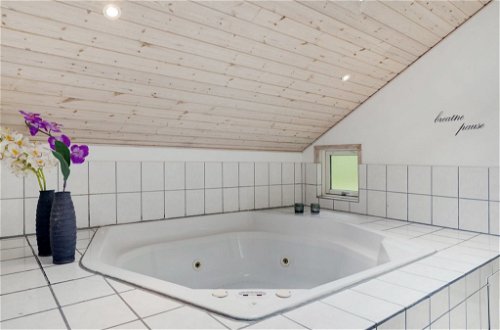 Photo 6 - Maison de 6 chambres à Væggerløse avec terrasse et sauna