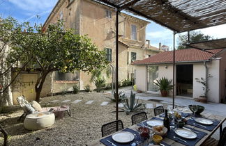 Photo 2 - Appartement de 2 chambres à Imperia avec jardin et vues à la mer