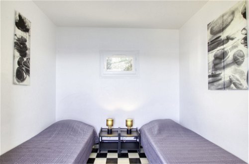 Foto 18 - Appartamento con 5 camere da letto a Saint-Cyr-sur-Mer con giardino e vista mare