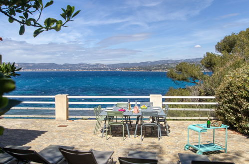 Photo 28 - Appartement de 5 chambres à Saint-Cyr-sur-Mer avec jardin et vues à la mer