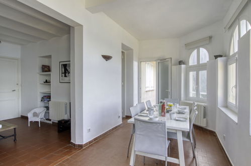 Foto 9 - Appartamento con 5 camere da letto a Saint-Cyr-sur-Mer con giardino e vista mare