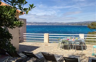Photo 1 - Appartement de 5 chambres à Saint-Cyr-sur-Mer avec jardin et vues à la mer