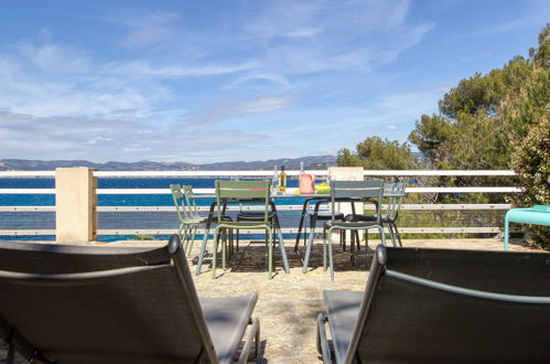 Photo 32 - Appartement de 5 chambres à Saint-Cyr-sur-Mer avec jardin et terrasse