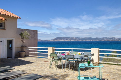 Photo 36 - Appartement de 5 chambres à Saint-Cyr-sur-Mer avec jardin et terrasse