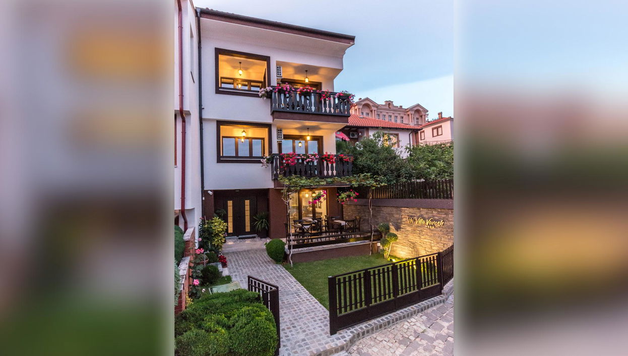 Villa Varosh - Foto 1
