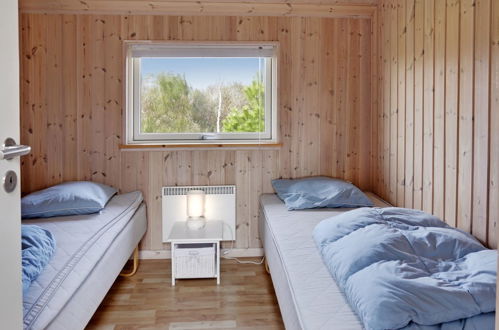 Photo 10 - Maison de 4 chambres à Væggerløse avec terrasse et sauna