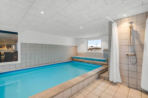Foto 20 - Haus mit 4 Schlafzimmern in Ringkøbing mit privater pool und terrasse