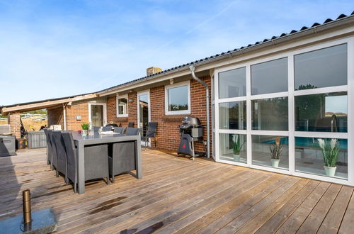 Foto 11 - Haus mit 4 Schlafzimmern in Ringkøbing mit privater pool und terrasse