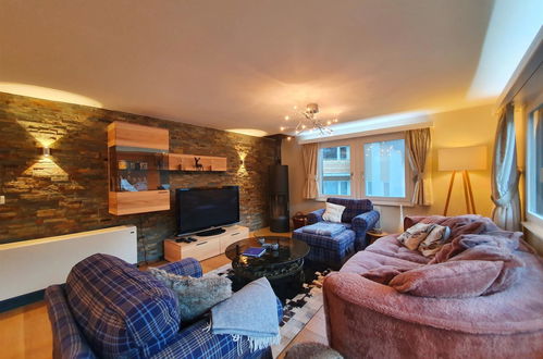 Photo 1 - 3 bedroom Apartment in Saas-Fee with sauna