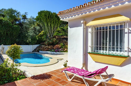 Photo 1 - Maison de 2 chambres à Monda avec piscine privée et jardin