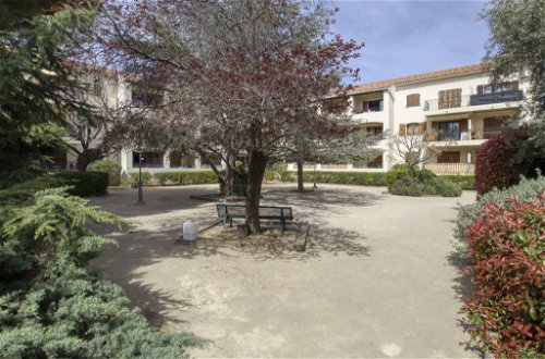 Foto 14 - Apartment in Saint-Cyr-sur-Mer mit terrasse und blick aufs meer