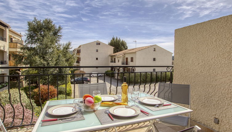 Photo 1 - Apartment in Saint-Cyr-sur-Mer with terrace and sea view