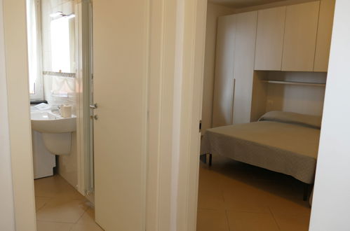 Foto 20 - Apartamento de 1 habitación en Riva Ligure con terraza y vistas al mar