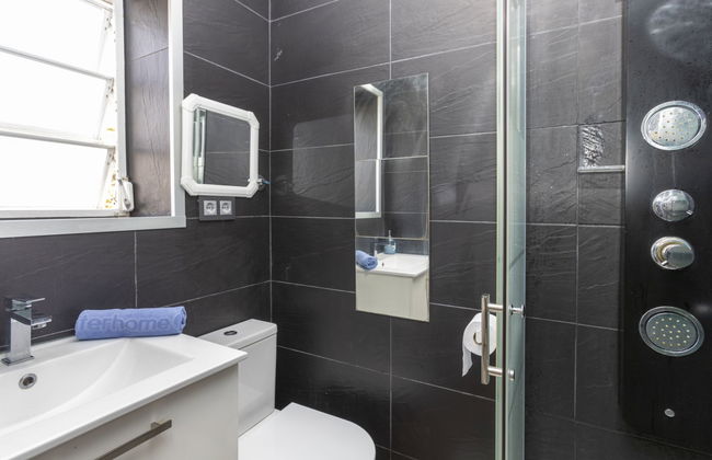 2 bedroom Apartment in Tossa de Mar with garden - Photo 14