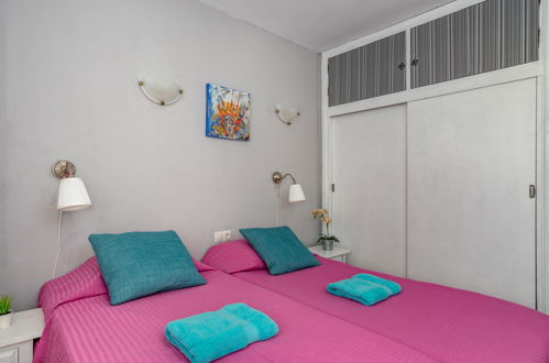 Foto 10 - Apartamento de 2 quartos em Fuengirola com piscina e terraço