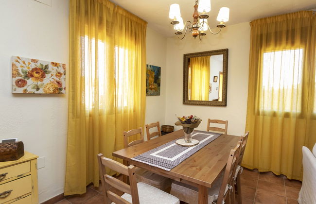 Casa de 4 quartos em Sils com piscina privada e jardim - Foto 10