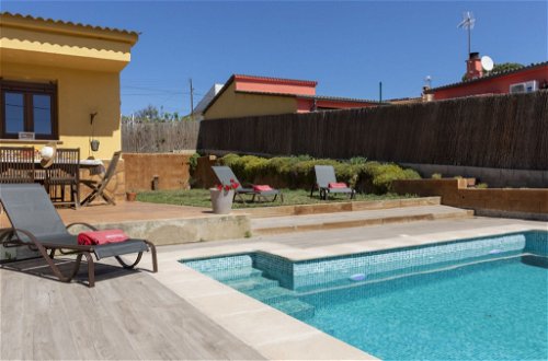 Foto 18 - Casa de 3 habitaciones en Sils con piscina privada