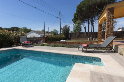 Foto 16 - Casa de 3 habitaciones en Sils con piscina privada