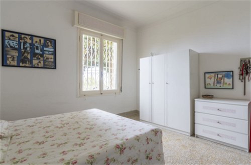 Photo 20 - 2 bedroom Apartment in Sanremo with sea view