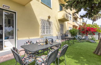 Photo 1 - 2 bedroom Apartment in Sanremo with sea view