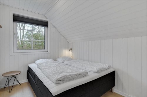 Foto 17 - Haus mit 5 Schlafzimmern in Oksbøl mit privater pool und terrasse