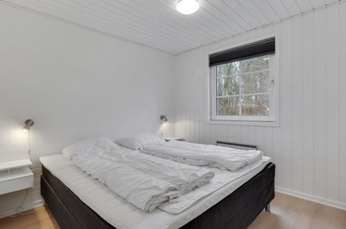 Foto 16 - Casa de 5 quartos em Oksbøl com piscina privada e terraço