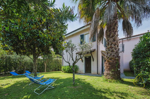 Foto 1 - Casa con 2 camere da letto a Ameglia con terrazza e vista mare