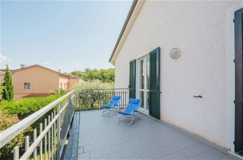 Foto 40 - Casa de 2 habitaciones en Ameglia con jardín y vistas al mar