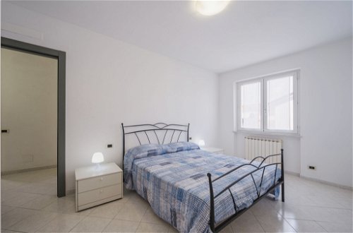 Foto 12 - Casa con 2 camere da letto a Ameglia con terrazza e vista mare