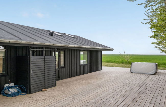 Casa de 5 quartos em Bredebro com terraço e banheira de hidromassagem - Foto 9