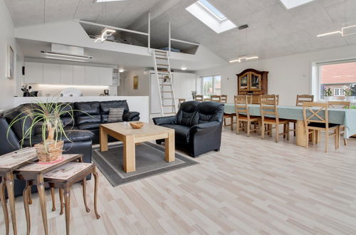 Photo 36 - 5 bedroom House in Bredebro with terrace and hot tub