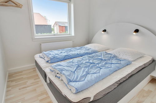 Photo 18 - 5 bedroom House in Bredebro with terrace and hot tub