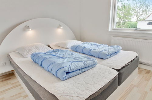 Photo 16 - 5 bedroom House in Bredebro with terrace and hot tub