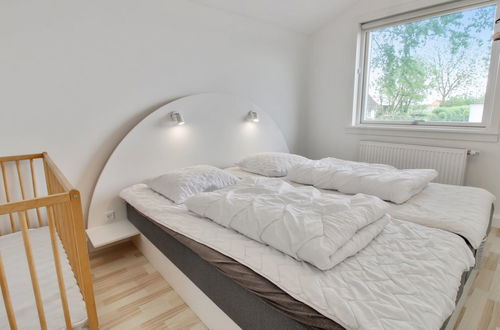 Photo 15 - 5 bedroom House in Bredebro with terrace and hot tub